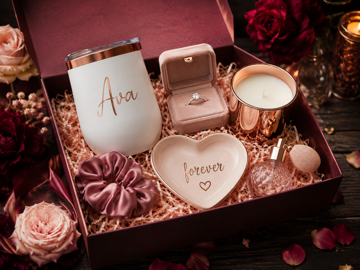 Engagement gifts 8